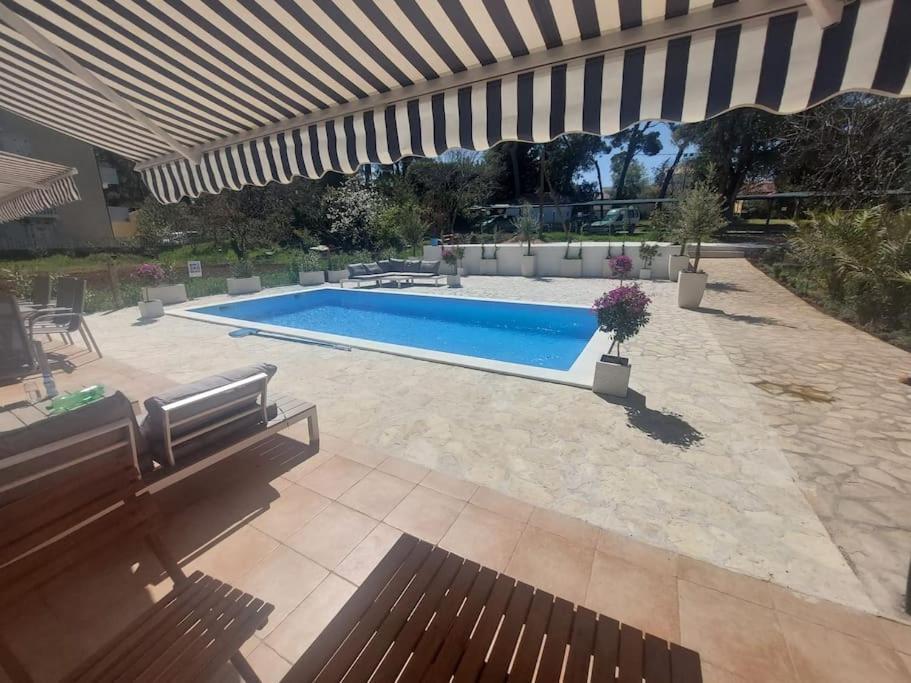 Apartamento Casa Blanca, Biograd na Moru Exterior foto