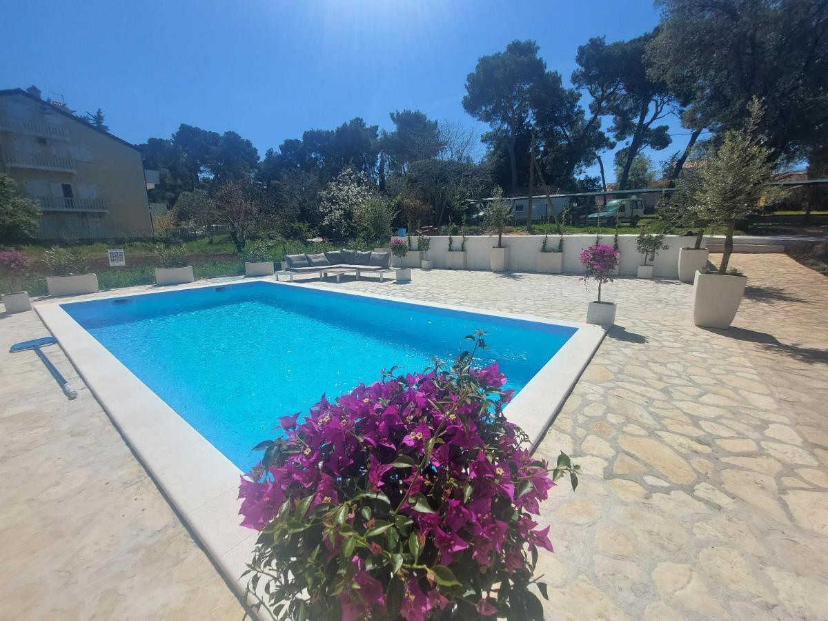 Apartamento Casa Blanca, Biograd na Moru Exterior foto