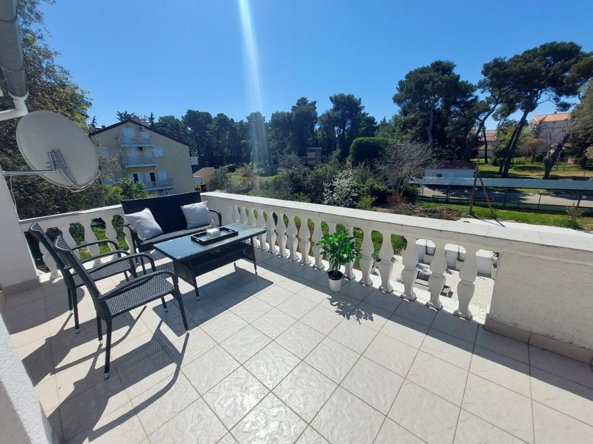 Apartamento Casa Blanca, Biograd na Moru Exterior foto