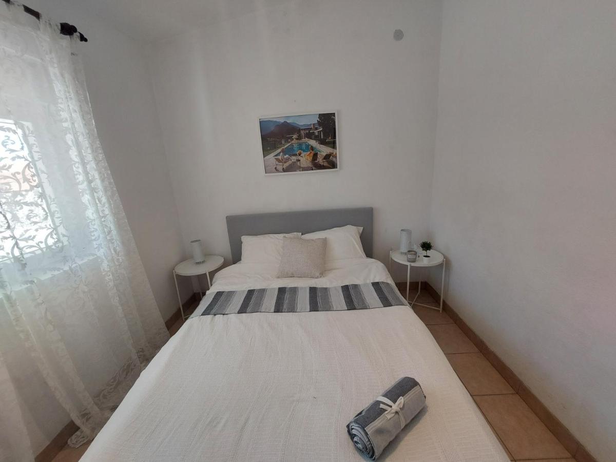 Apartamento Casa Blanca, Biograd na Moru Exterior foto
