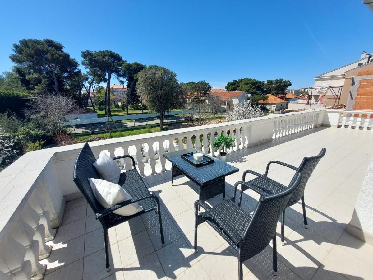 Apartamento Casa Blanca, Biograd na Moru Exterior foto