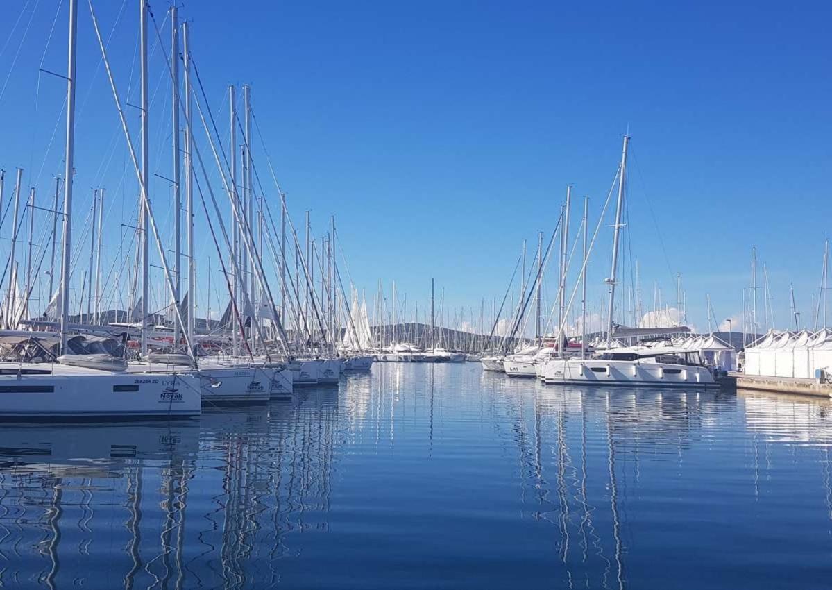 Apartamento Casa Blanca, Biograd na Moru Exterior foto